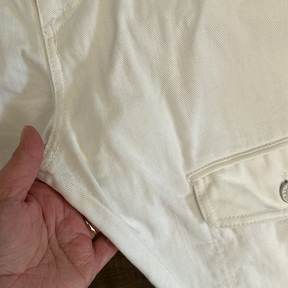 Balmain white zippered Jeans. Size 31 - Picture 3 of 11